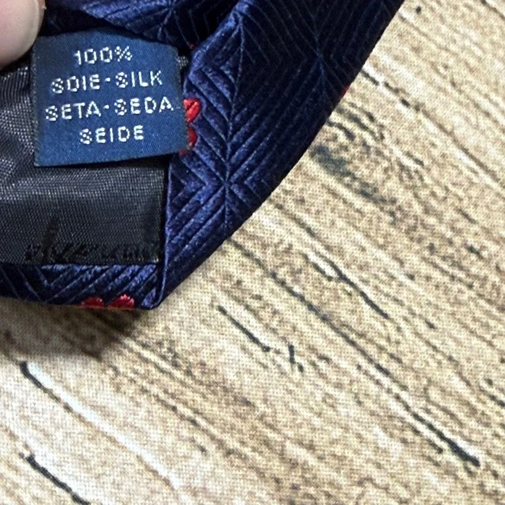 Faconnable silk necktie